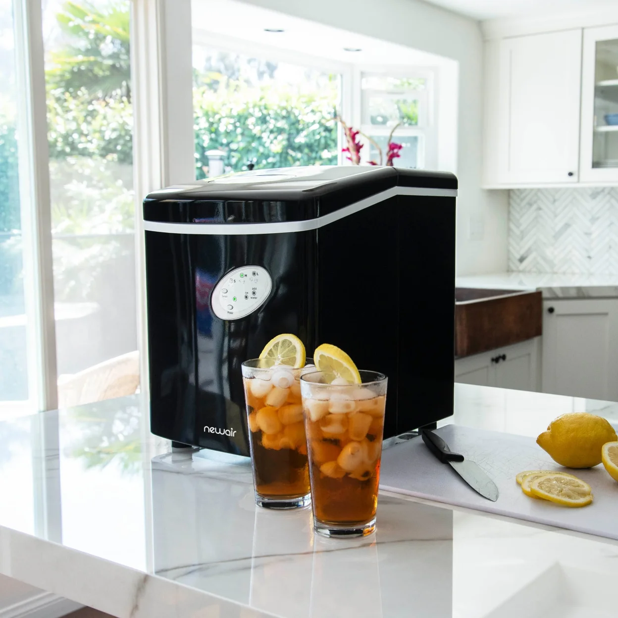 Newair Countertop Ice Maker, 28 lbs. of Ice a Day, 3 Ice Sizes, BPA-Free Parts