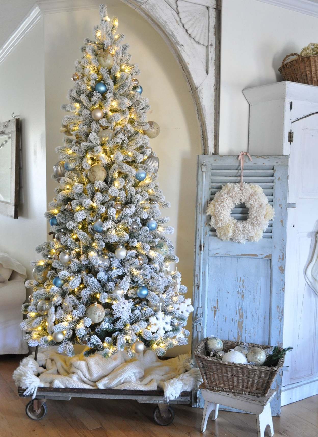 KING FLOCK? SLIM ARTIFICIAL CHRISTMAS