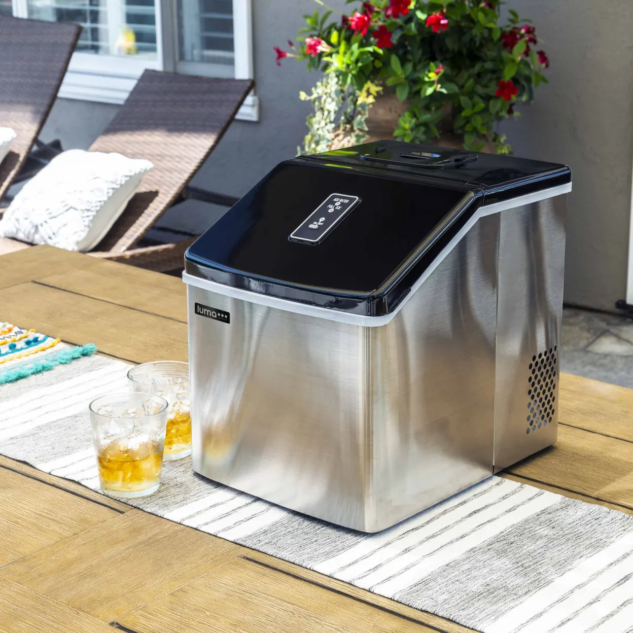 Luma Comfort Countertop Clear Ice Maker, 28 lbs. of Ice a Day with Easy to Clean BPA-Free Parts